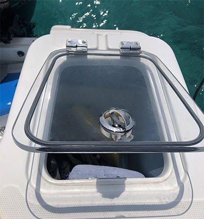 friction hinges installed on a livewell lid allows lid to stay open at any position